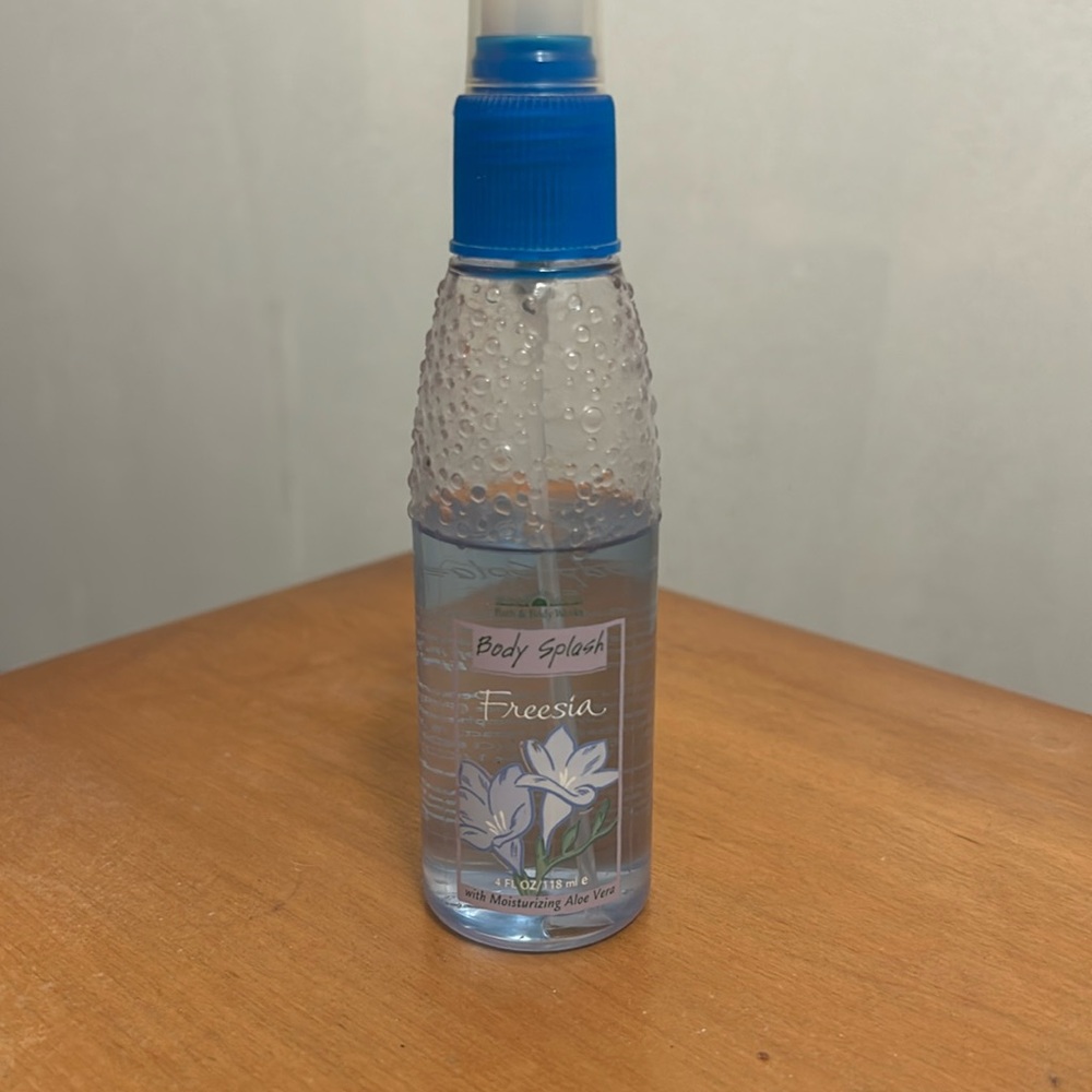 Vintage Bath and Body Works Freesia body mist